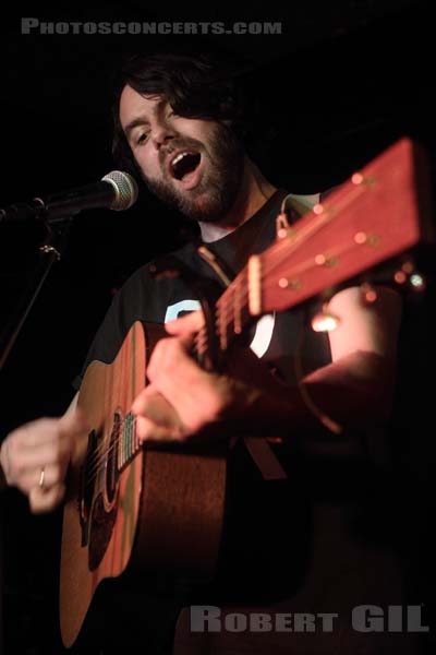 CHEEK MOUNTAIN THIEF - 2013-03-15 - PARIS - Espace B - Mike Lindsay